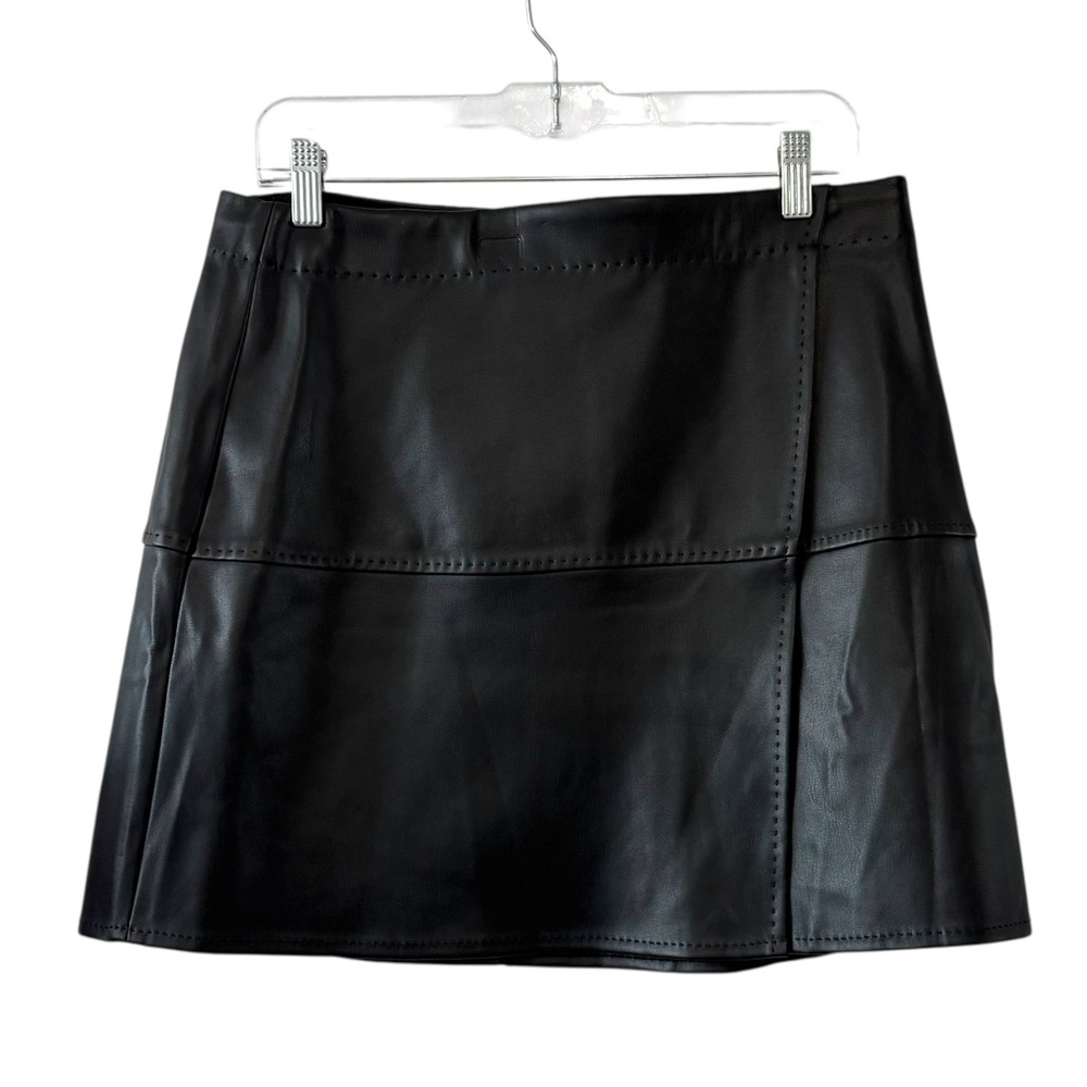 Max Studio Large Black Faux Leather A-Line Mini Skirt